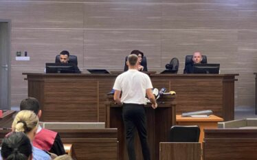 Dëshmia e vëllaut të Liridona Ademajt: E gjeta Naimin shtrirë…