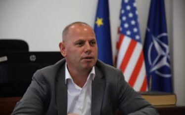 Lladrovci për drejtuesit e PDK-së: S’kam nevojë me fol me…