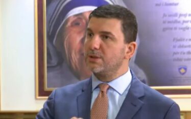 Krasniqi kritikon Kurtin për insistimin në Rashiqin si nënkryetar Kuvendi:…