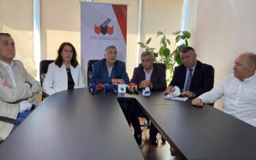 SBASHK paralajmëron grevë të përgjithshme në shtator