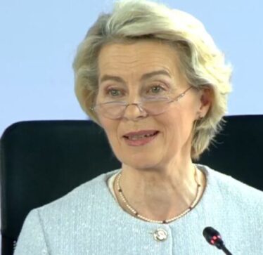 Von der Leyen paralajmëron kundërmasa nga BE nëse ShBA vendos tarifa prej 30%