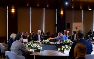 Kos: Me Shqipërinë hapim të gjithë grup-kapitujt këtë vit