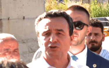 Kurtit në Mitrovicë s’i pëlqen pyetja nëse do të shkojë…