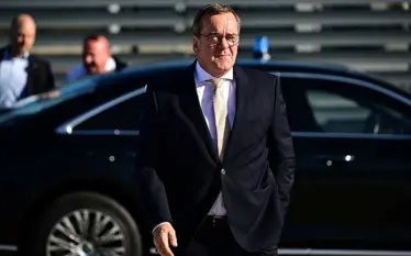 Ministri gjerman i Mbrojtjes udhëton për në Uashington, kërkon sqarime…