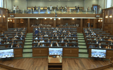 Shtyrja pas alarmit për bombë, seanca konstituive do të mbahet…