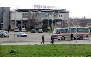 Bllokohet Stacioni i Autobusëve në Prishtinë