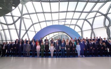 Itali, fillon Konferenca për Rimëkëmbjen e Ukrainës