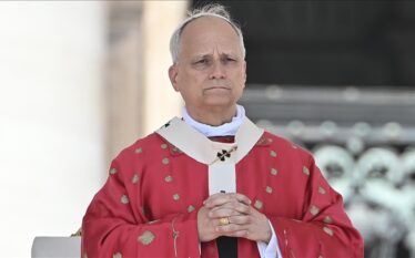 Papa Leoni bën thirrje për “armëpushim të menjëhershëm” në Gaza…