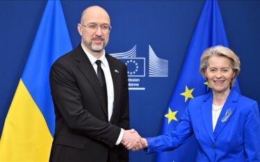 BE-ja premton mbështetje të plotë për nevojat financiare të Ukrainës