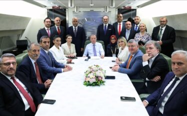 Presidenti turk zotohet për mbështetje për homologun e tij sirian,…