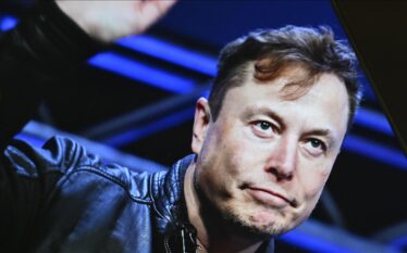 Musk përsërit thirrjen për të sfiduar sistemin “unipartiak” amerikan me…