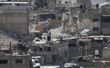 Ushtria izraelite shkatërron 3 shtëpi palestineze në Bregun Perëndimor të…