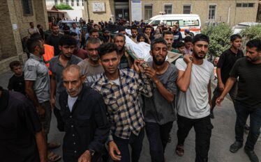 Të paktën 10 palestinezë të vrarë në sulmet izraelite në…