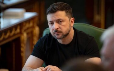 Zelenskyy i paraqet parlamentit projektligje për zgjatjen e ligjit ushtarak…