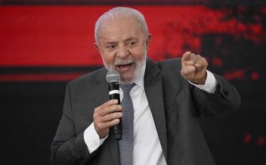 Brazili do t’i përgjigjet me reciprocitet tarifës prej 50 për…