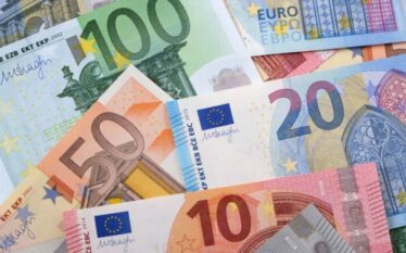 Ministria e Financave publikon udhëzuesin për përfitimin e shtesave për…