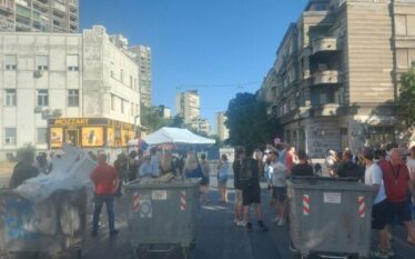 Sërish bllokohen rrugët në Serbi – qytetarët nuk e durojnë…