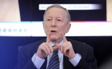 Vdes në Shqipëri ish-ambasadori gjerman Werner Daum, u gjet pa…