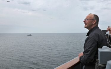 Merz zotohet të forcojë ushtrinë gjermane për të mbrojtur NATO-n…