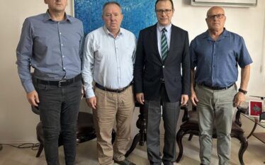 Veteranët takojnë Ambasadorin e Turqisë, kërkojnë mbështetje për drejtësi në…