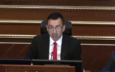 Nuk u zgjodh as sot nënkryetari serb i Kuvendit, zvarritet…