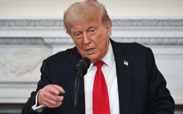 Trump nënshkruan urdhrin e ri ekzekutiv, rikthen testin e fitnesit…