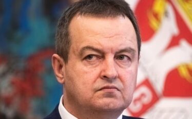 Daçiq: Mes të ndaluarve gjatë protestave në Serbi ka qytetarë…