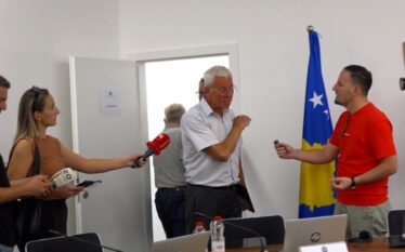 Sami Kurteshi pyetet për ndarjen e 300 mijë eurove Listës…