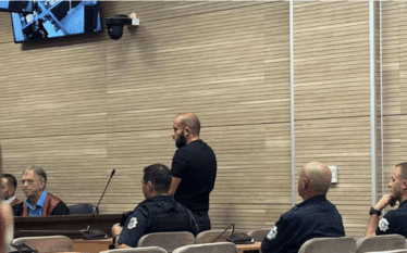 Millosh Antoviq pranon fajësinë për sulm ndaj KFOR-it në Zveçan,…