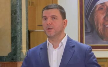 Krasniqi: Në historinë e parlamentarizmit nuk ka ndodh që partia…