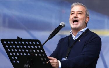 Barcelona solidaritetin e saj për gjenocidin e Bosnjës po e…