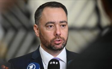 Kryediplomati belg paralajmëron për një “krizë të madhe” nëse qeveria…