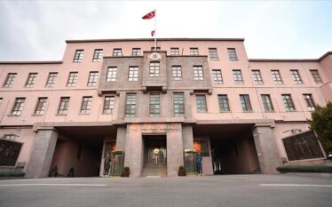 Ministria turke e Mbrojtjes: Stabiliteti i Sirisë lidhet drejtpërdrejt me…