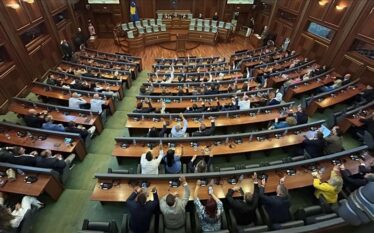 Deputetët e Kosovës dështojnë përsëri të emërojnë kryeparlamentarin