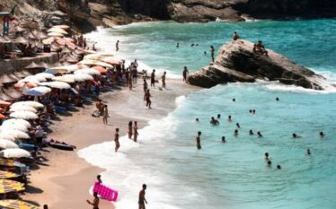 Ekspertët shpjegojnë se çfarë i mungon turizmit në Shqipëri: Hotelerinë…