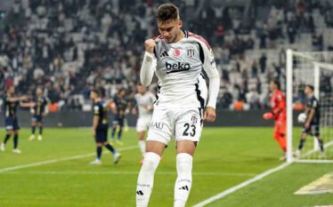 Befason Ernest Muçi, futbollisti shqiptar me skuadër të re?!