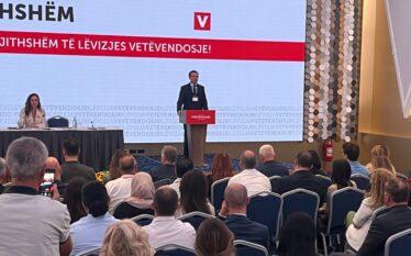 Kurti: Masa e Kushtetueses, absurde dhe e dëmshme për vendin