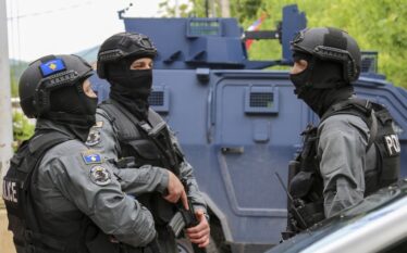 Raportohet se katër policë të Njësisë Speciale suspendohen se bënë…