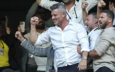 Kryetari i ri i Fenerbahçes është Sadettin Saran