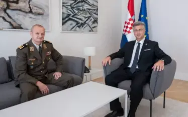 Kryeministri kroat kërkon informacione rreth pilotit kroat të dyshuar për…