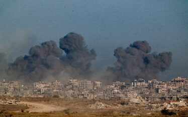 Izraeli bombardoi Gazën, u sulmua edhe kampi i çadrave ku…