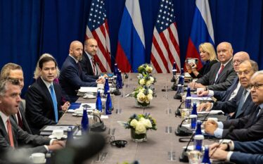 Rusët dhe Amerikanët zhvilluan takim me dyer të mbyllura në…