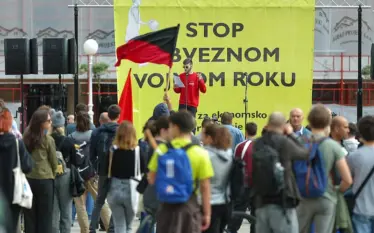 Protestë në Zagreb kundër futjes së shërbimit ushtarak të detyrueshëm,…