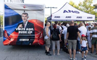 Rusia po përgatit “skenarin rumun” në Çeki, në fokus profili…