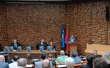 Fotoreporteri danez Thomas Sjørup i gatshëm të dëshmojë për krimet…