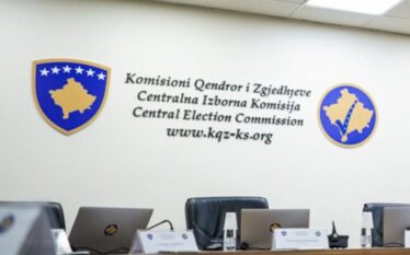 Fillon votimi me postë për votuesit jashtë Kosovës