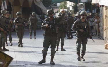 Forcat izraelite hyjnë në 2 qytete në jug të Sirisë,…