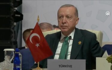 Erdoğan: Bota islame ka mjetet dhe aftësinë për të zmbrapsur…