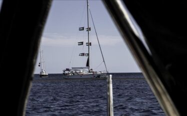 Flotilja humanitare për në Gaza thotë se ka 7 ditë…