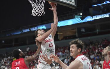 Turqia, gjysmëfinalisti i parë në Eurobasket